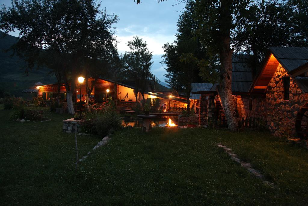 Rafting Camp Tara Center Tri Vodenice Bastasi Exterior foto